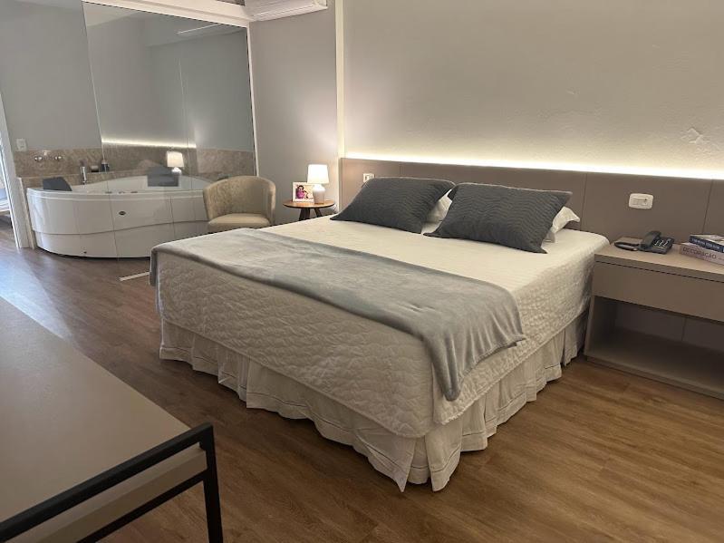 Condall Palace Hotel Nova Prata Eksteriør billede